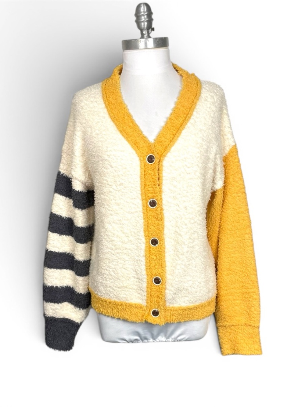 POL Colorblock Button-Up Cardigan in Cream, Mustard & Charcoal oversized Small